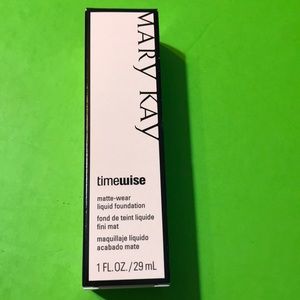 Mary Kay timewise matte liquid foundation